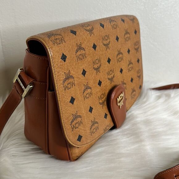 💯Authentic MCM Cognac Flap Flap Shoulder Bag 🍀 - Picture 6 of 17